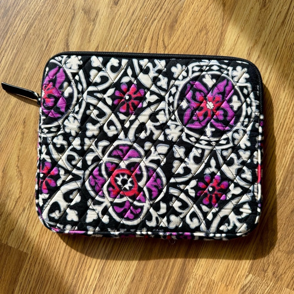 Vera Bradley Black and Pink Quilted Tablet Pouch - Picture 2 of 5